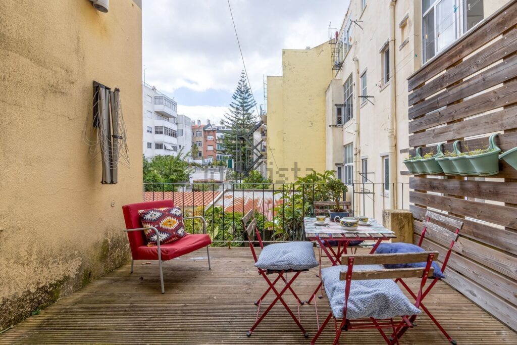 Appartement t2 à vendre – Rua Infantaria 16, 121