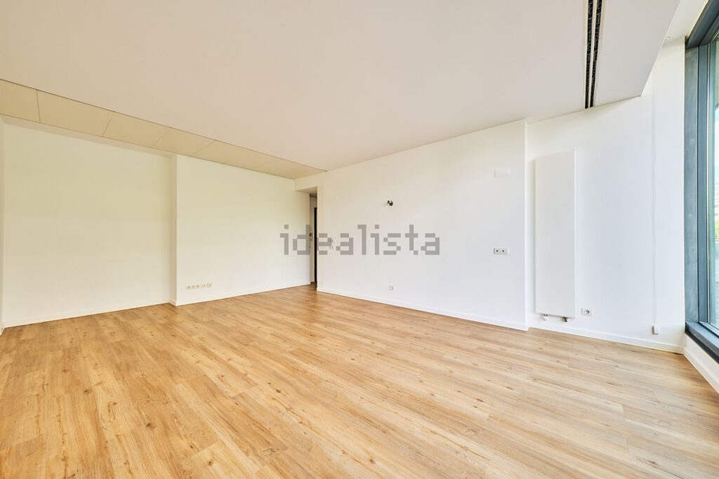 Appartement t1 à vendre – Avenida António Augusto de Aguiar, 29