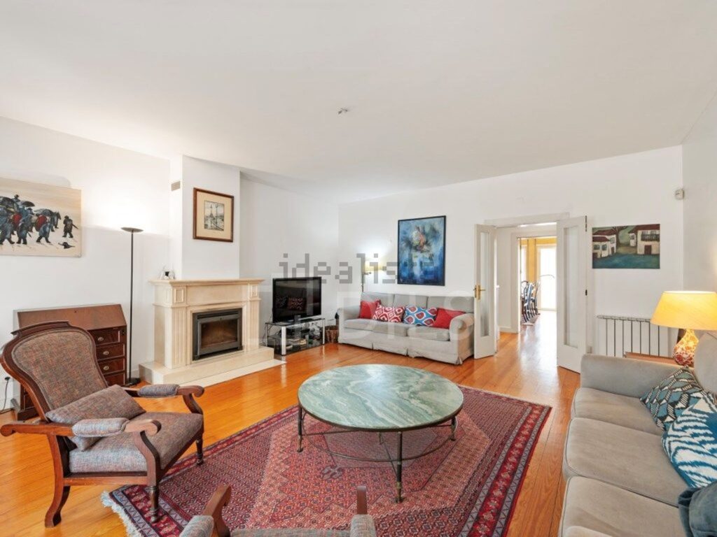 Maison ou villa individuelle à vendre , Calçada Engenheiro Miguel Pais