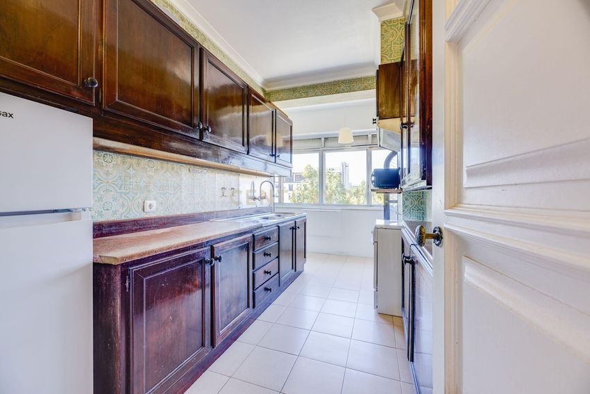 Appartement t4 à vendre – Rua Cidade de Cabinda, 30