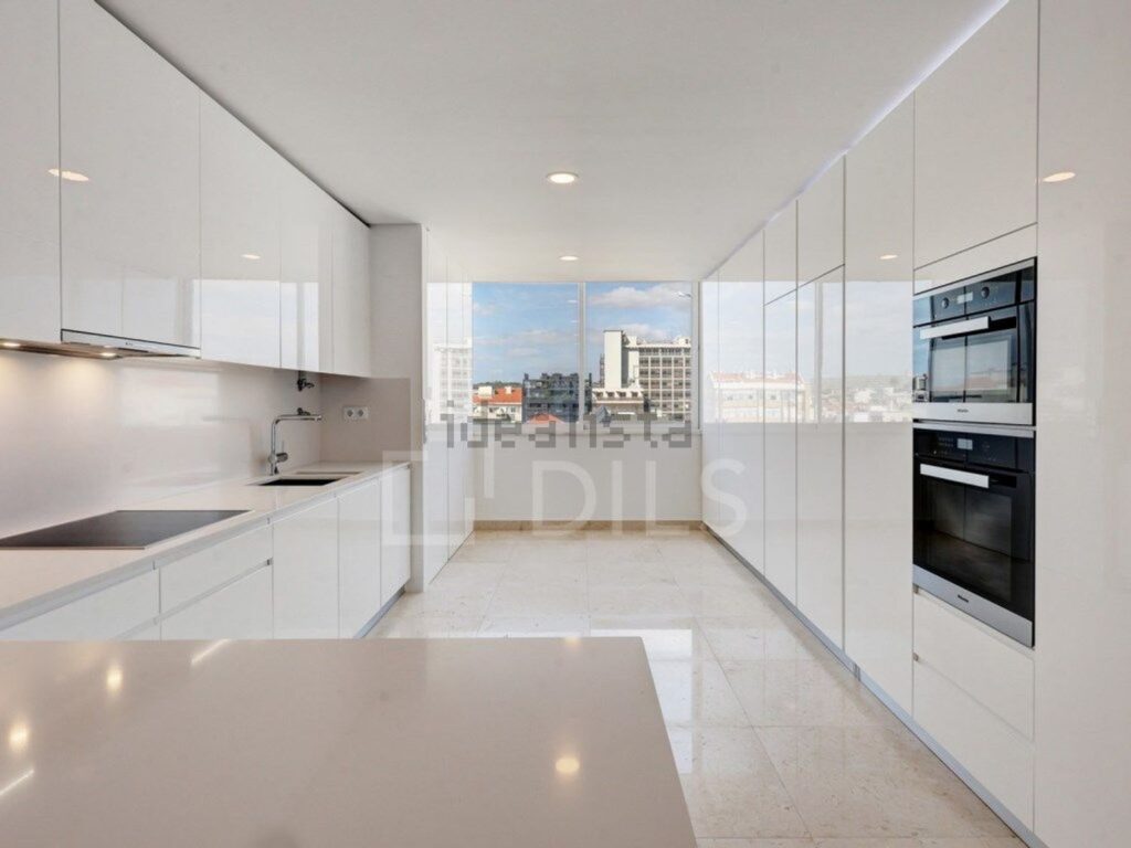 Appartement t4 à vendre – Avenida República