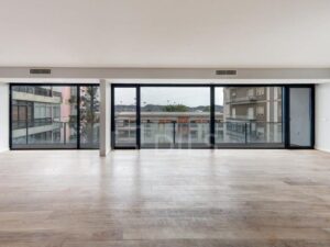 Duplex à vendre – Rua Martins Barata