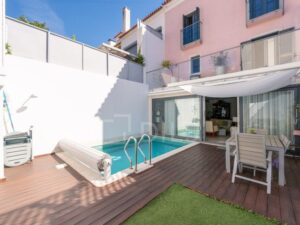 Maison jumelée à vendre – Rua Paz à Ajuda