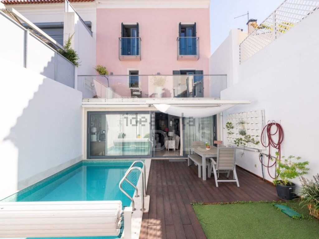 Maison jumelée à vendre – Rua Paz à Ajuda