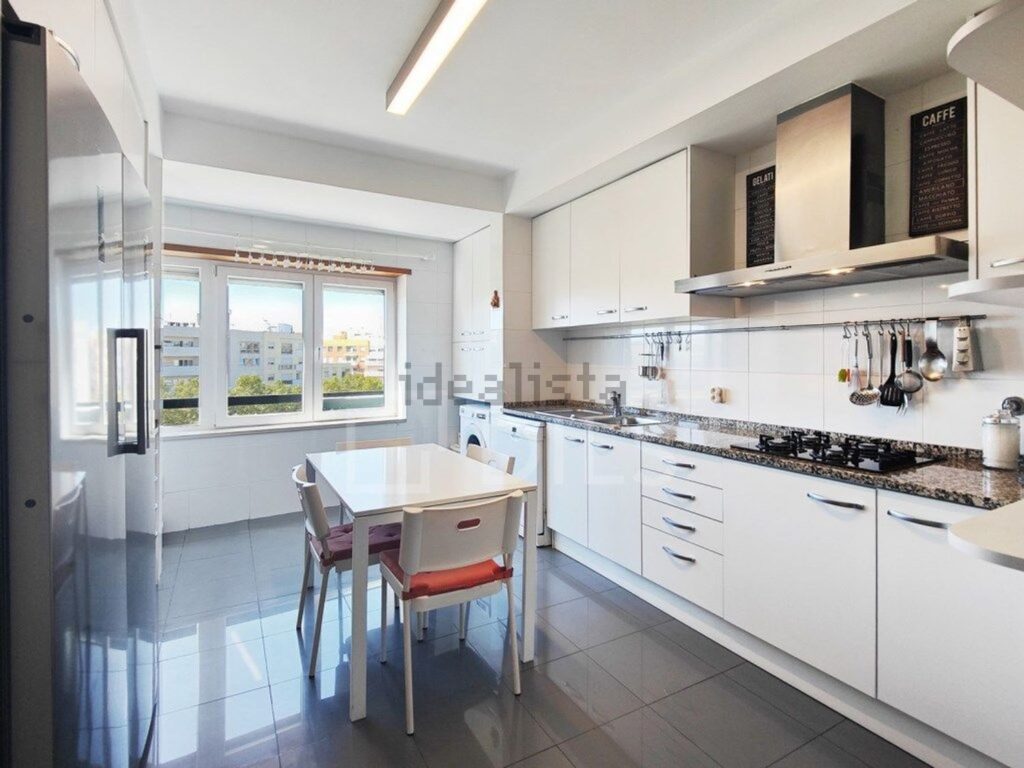 Appartement t3 à vendre – Alameda dos Oceanos