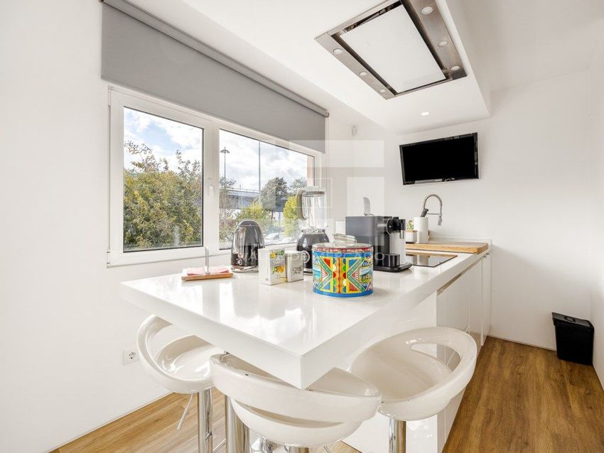 Appartement t4 à vendre – Rua dos Cordoeiros a Pedrouços