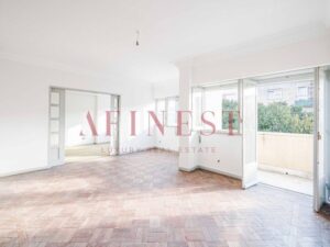 Appartement t9 à vendre – Rua Pascoal de Melo