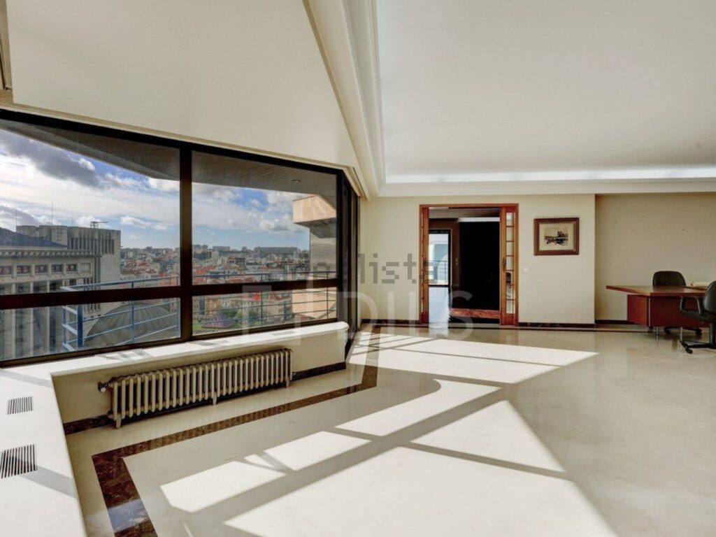 Appartement t4 à vendre – Avenida João XXI