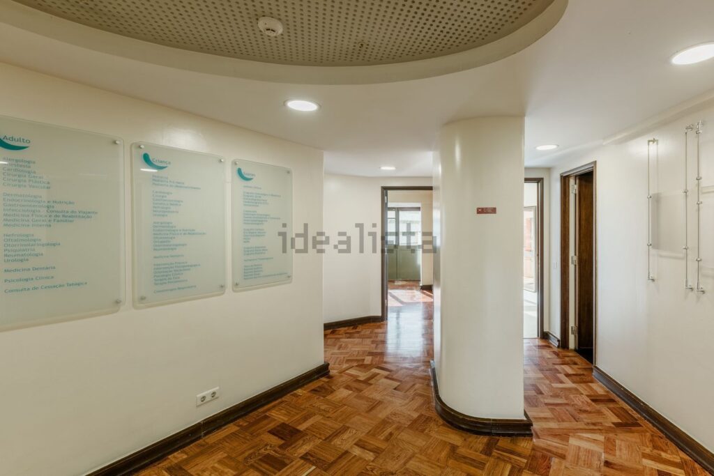 Appartement t7 à vendre – Avenida Fontes Pereira de Melo, 3 b