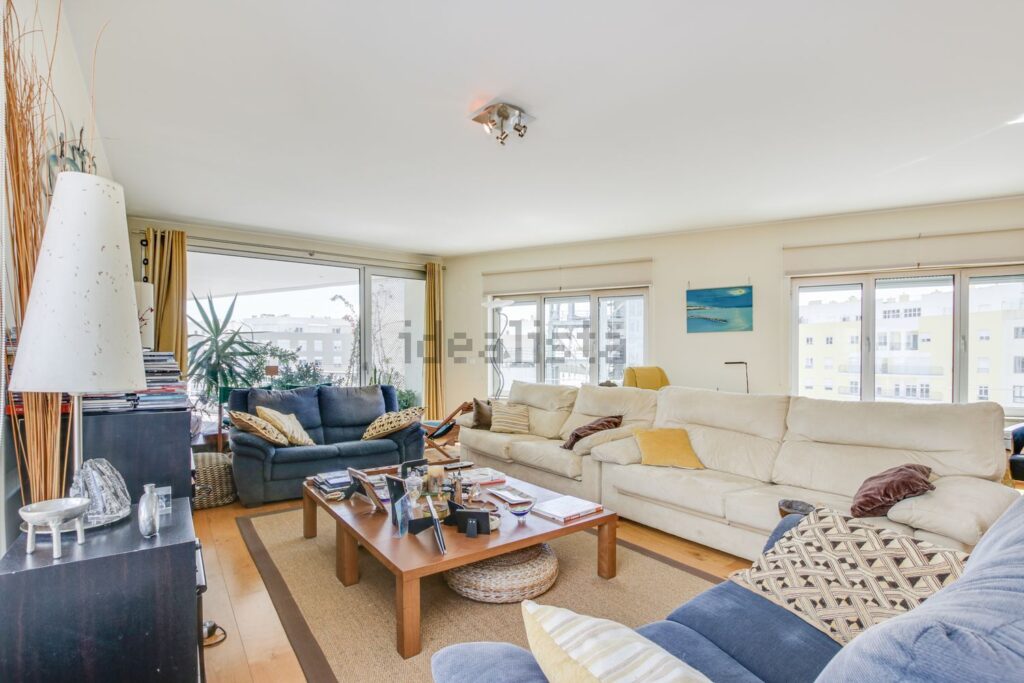 Appartement t5 à vendre – Alameda dos Oceanos