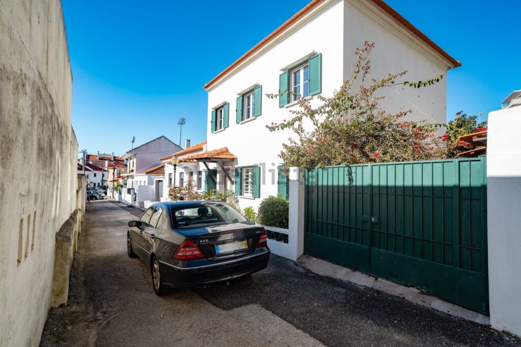 Maison ou villa individuelle à vendre – Rua 19, 16