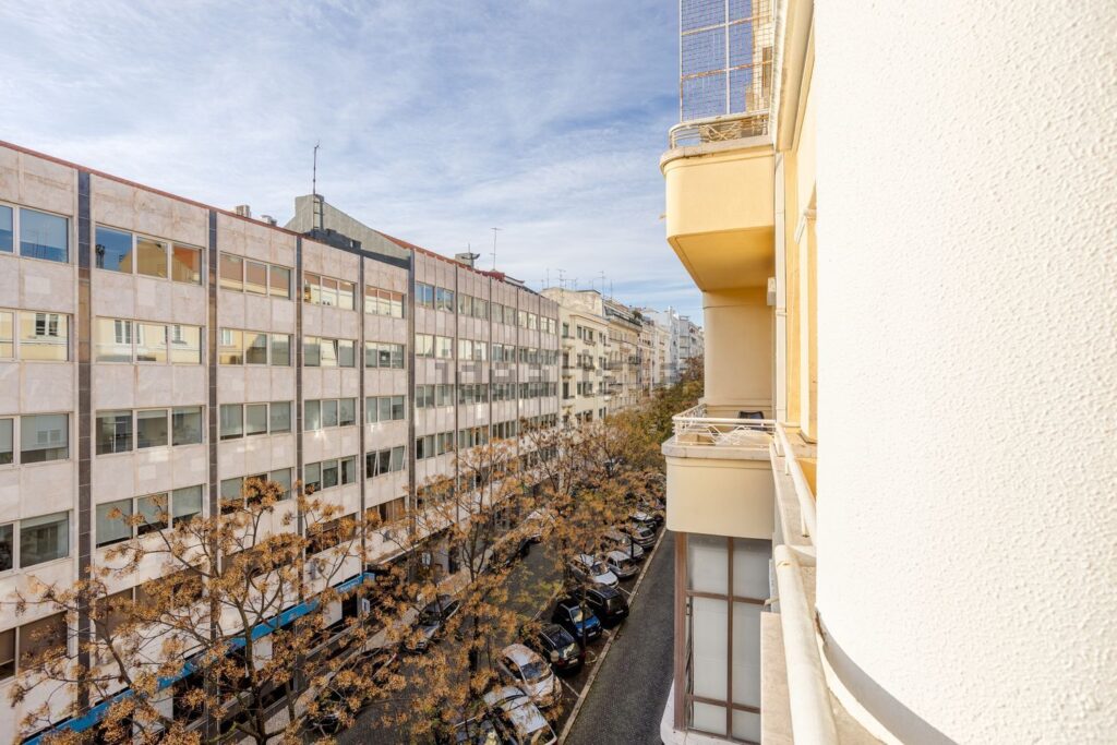 Appartement t4 à vendre – Rua Rodrigo da Fonseca, 52