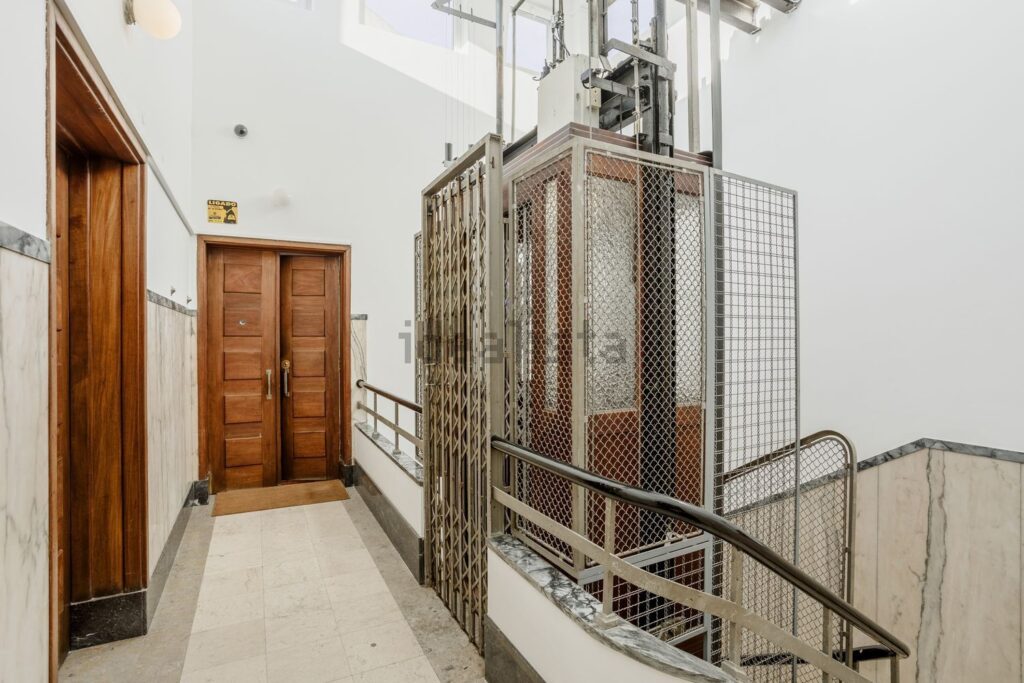 Appartement t4 à vendre – Rua Rodrigo da Fonseca, 52