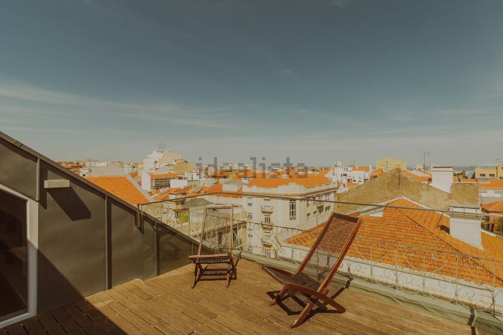 Duplex à vendre – Rua Augusto José Vieira, 27