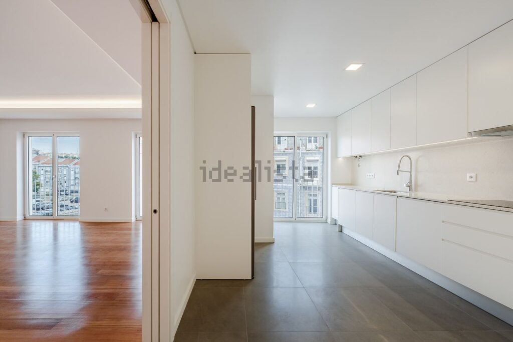 Appartement t3 à vendre – Avenida Almirante Reis sans numéro