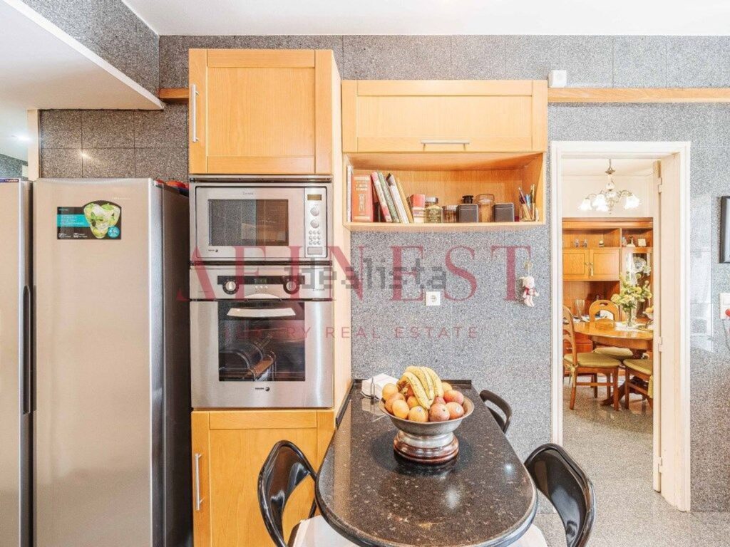 Appartement t5 à vendre – Avenida Padre Cruz