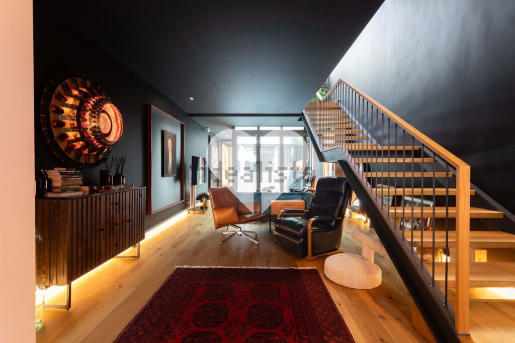 Duplex à vendre – Rua Praia do Bom Sucesso, 9