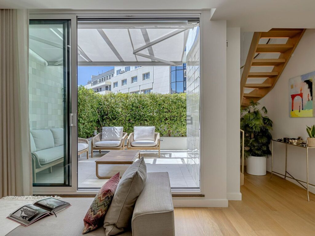 Appartement t4 à vendre – Rua Doutor António Cândido, 18