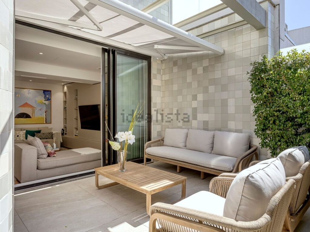 Appartement t4 à vendre – Rua Doutor António Cândido, 18