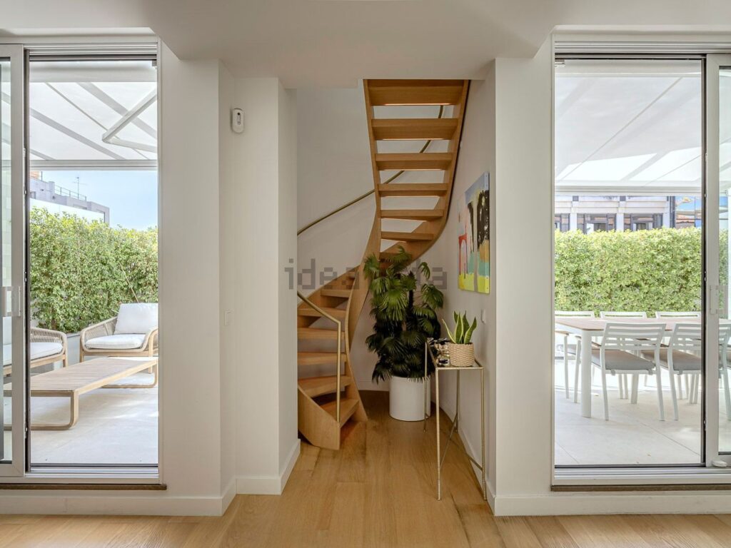 Appartement t4 à vendre – Rua Doutor António Cândido, 18