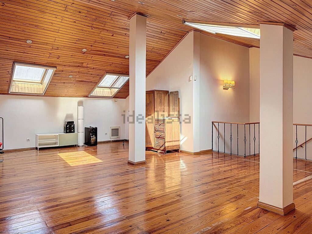 Appartement t3 à vendre – Avenida António Augusto de Aguiar