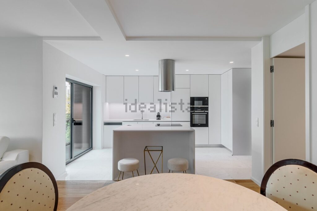 Appartement t2 à vendre – Rua Dom Francisco Manuel de Melo, 3