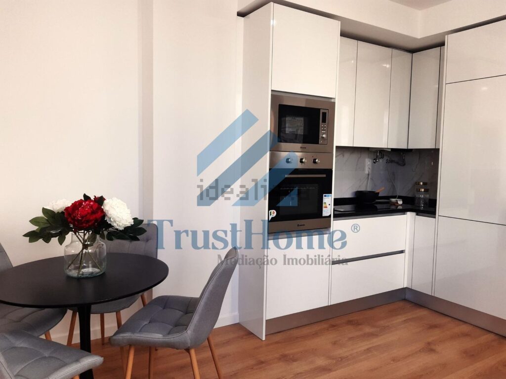 Appartement t3 à vendre – Estrada de Benfica