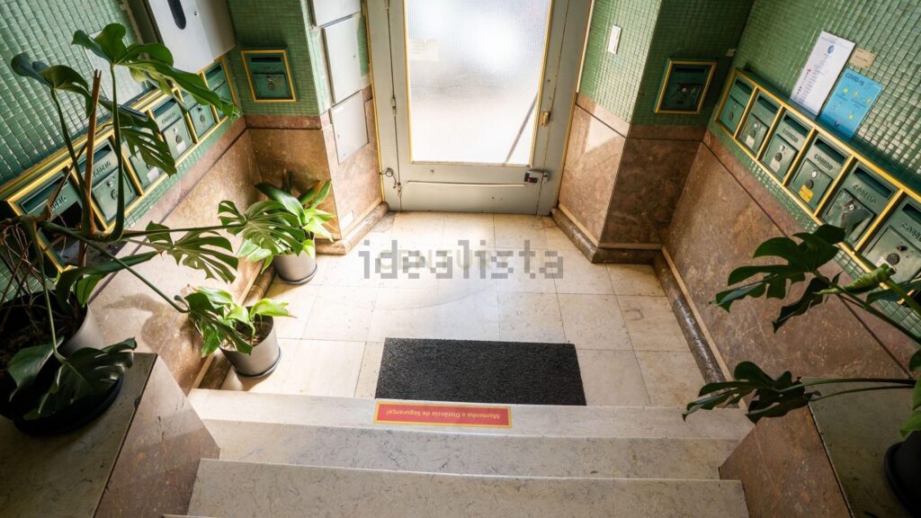 Appartement t6 à vendre – Avenida Almirante Reis, 45