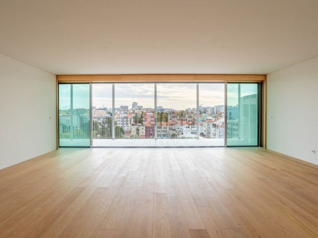 Appartement t3 à vendre – Avenida Santos Dumont