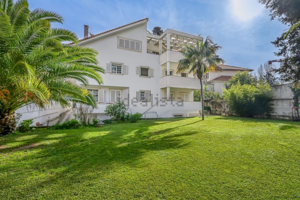 Maison ou villa individuelle à vendre – Avenida Santa Joana Princesa, 4 a