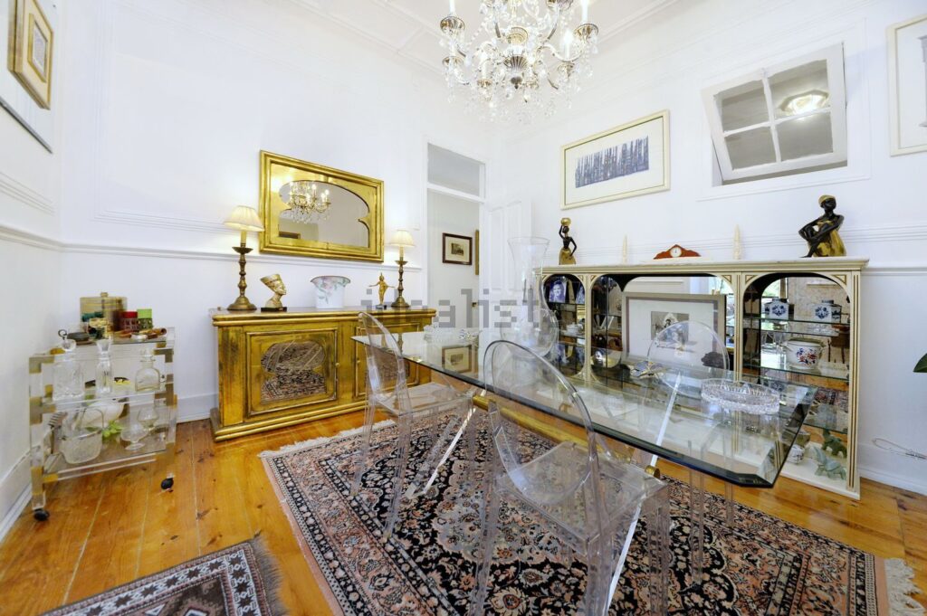 Appartement t4 à vendre , Campo de Ourique, 23