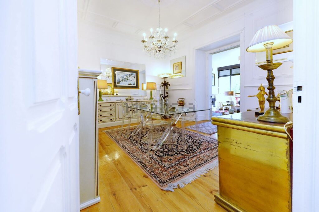 Appartement t4 à vendre , Campo de Ourique, 23