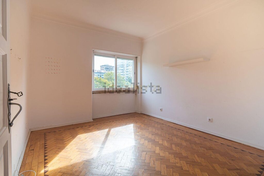 Appartement t3 à vendre – Estrada da Torre, 61