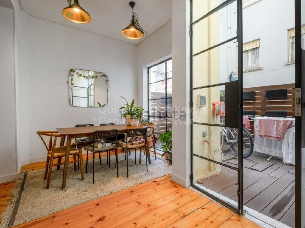 Appartement t2 à vendre – Rua do Meio à Lapa