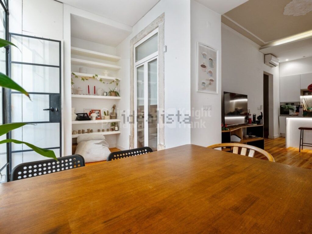 Appartement t2 à vendre – Rua do Meio à Lapa
