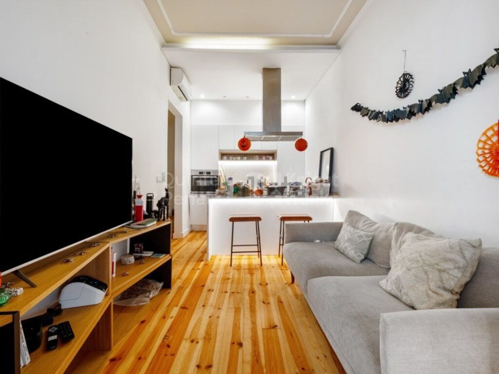 Appartement t2 à vendre – Rua do Meio à Lapa