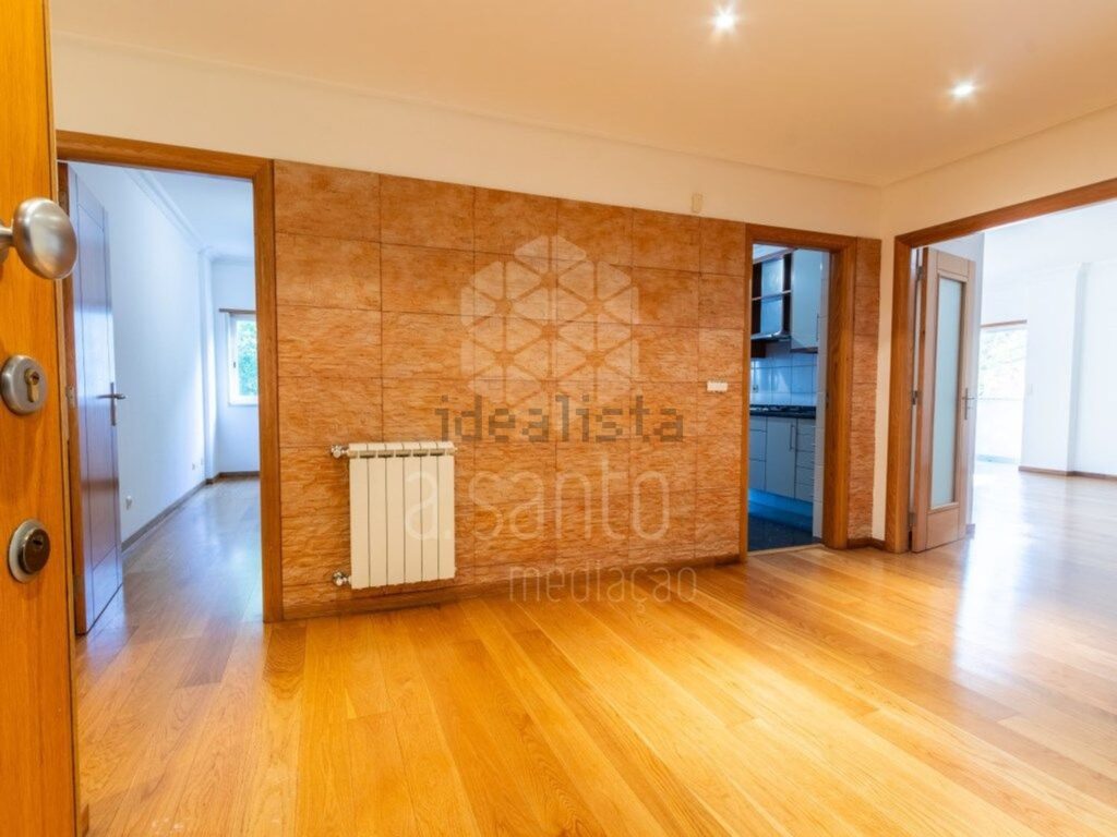 Appartement t3 à vendre – Avenida Dom João II, 106