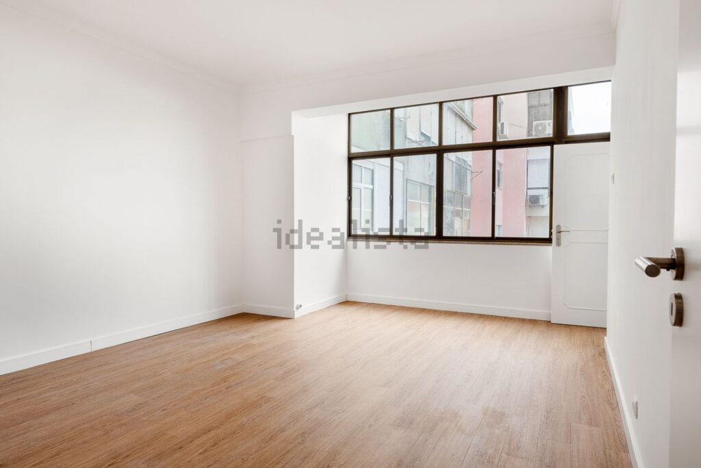 Appartement t2 à vendre – Avenida Columbano Bordalo Pinheiro