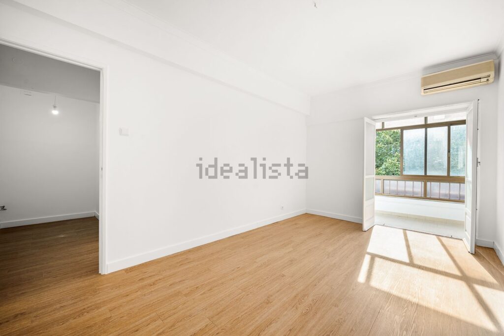 Appartement t2 à vendre – Avenida Columbano Bordalo Pinheiro
